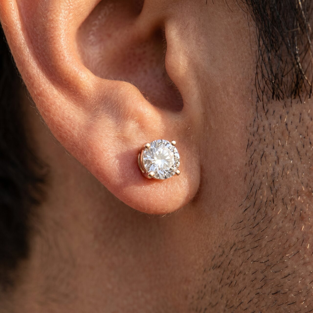1 ct Single Natural Round Brilliant Cut Diamond Stud Screw Back 14k Yellow Gold (G-H, SI)