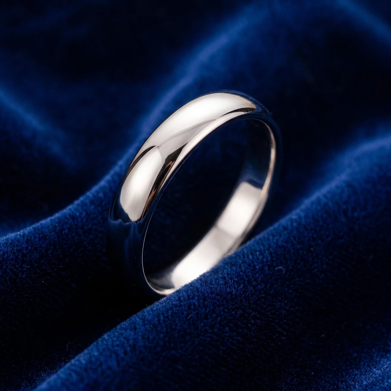 4mm Dome High Polished Wedding Band 14K White Gold