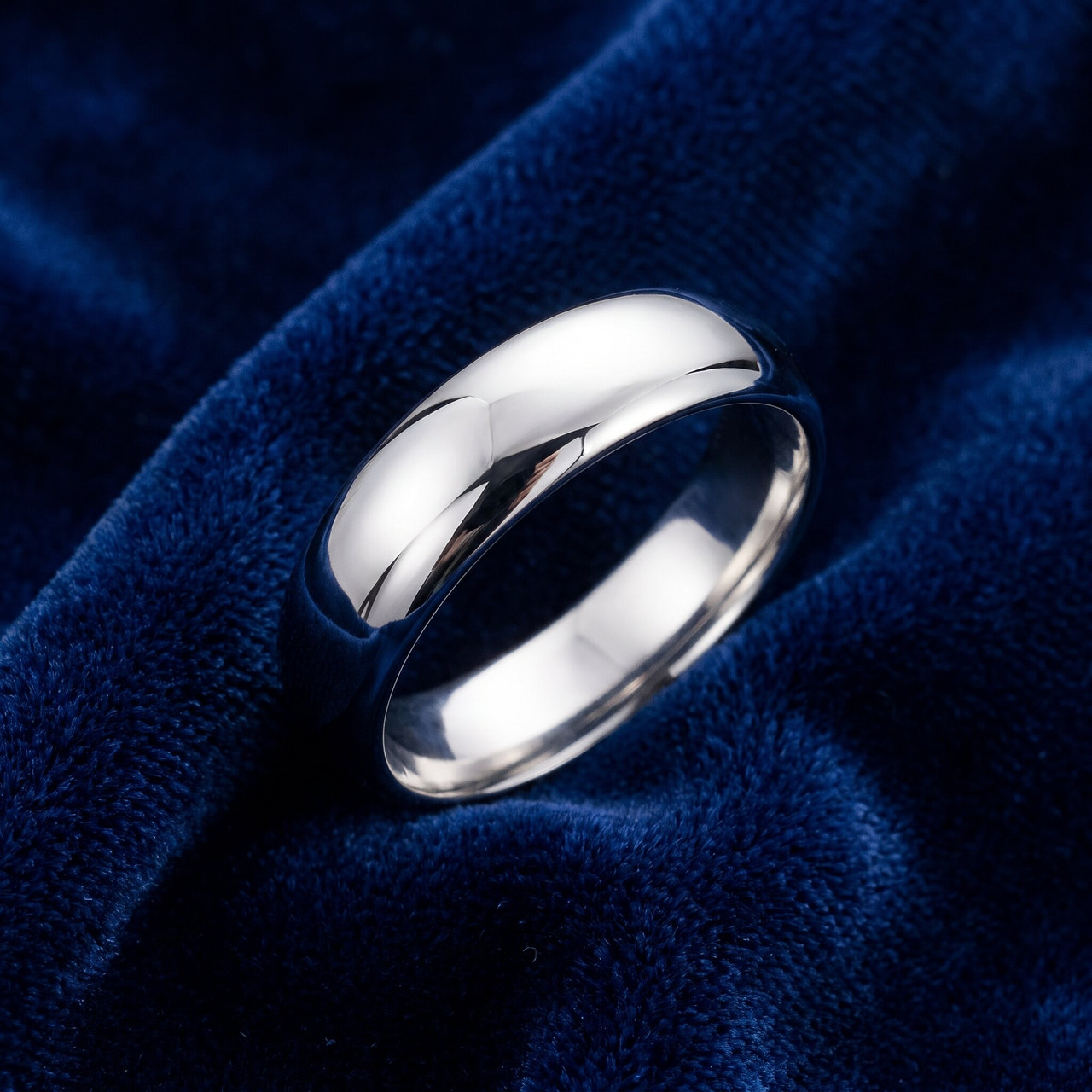 5mm Dome High Polished Wedding Band 950 Platinum