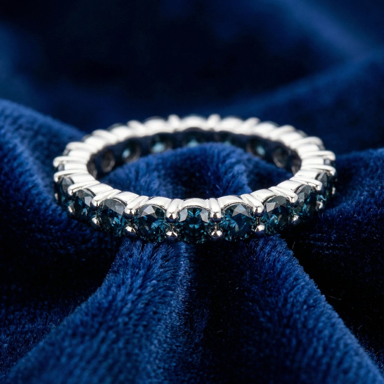 2ct Prong Blue Diamond Eternity Ring 14K White Gold (Blue, I1)
