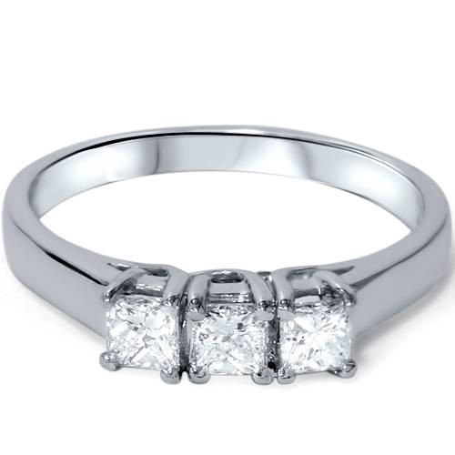 5/8ct Three Stone Diamond Ring 14K White Gold (G-H, I1)
