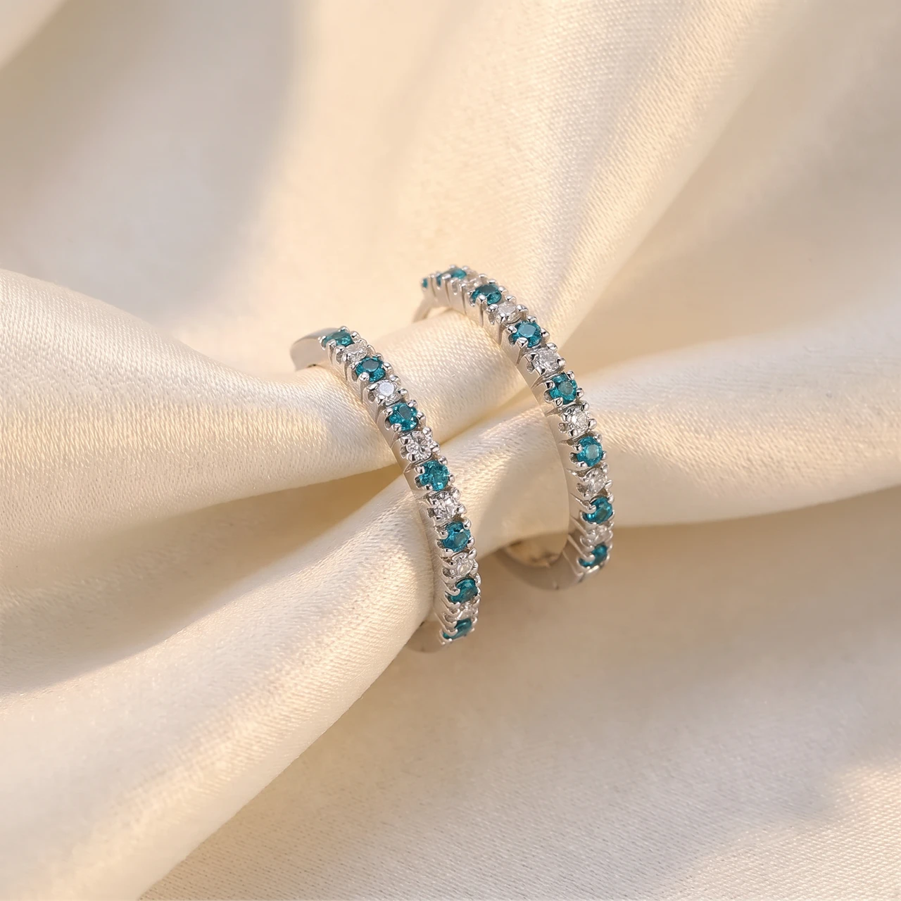 1/2ct Blue & White Diamond Hoops 10K White Gold (G-H, I2-I3)