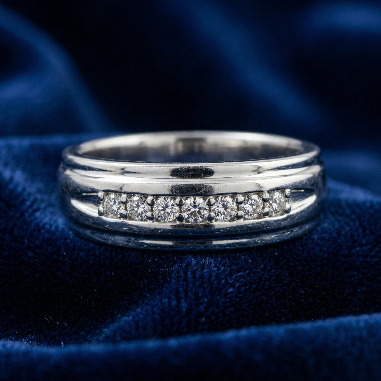 Mens 1/4ct White Gold 7 Stone Diamond Ring 10k Polished Wedding Anniversary Band (H-I, I1)