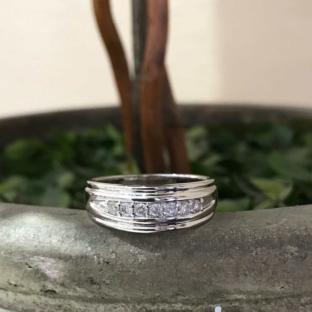 Mens 1/4ct White Gold 7 Stone Diamond Ring 10k Polished Wedding Anniversary Band (H-I, I1)