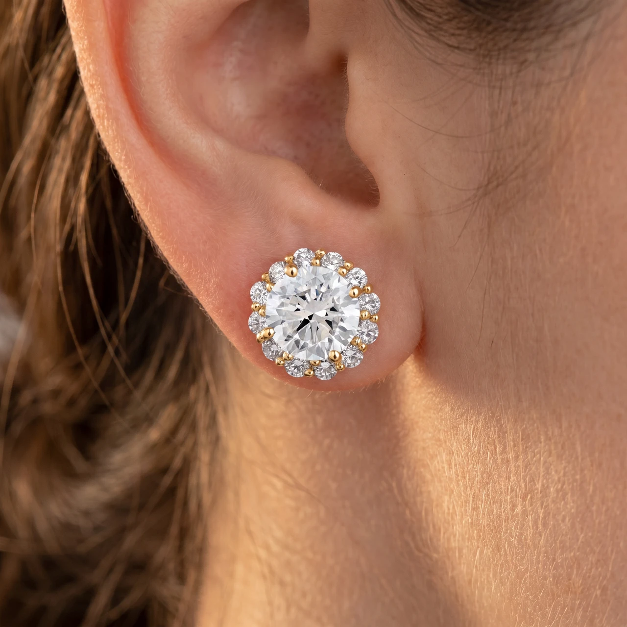 2 5/8 Ct. Round Halo Diamond Studs 14k Yellow Gold Earrings (G-H, SI)
