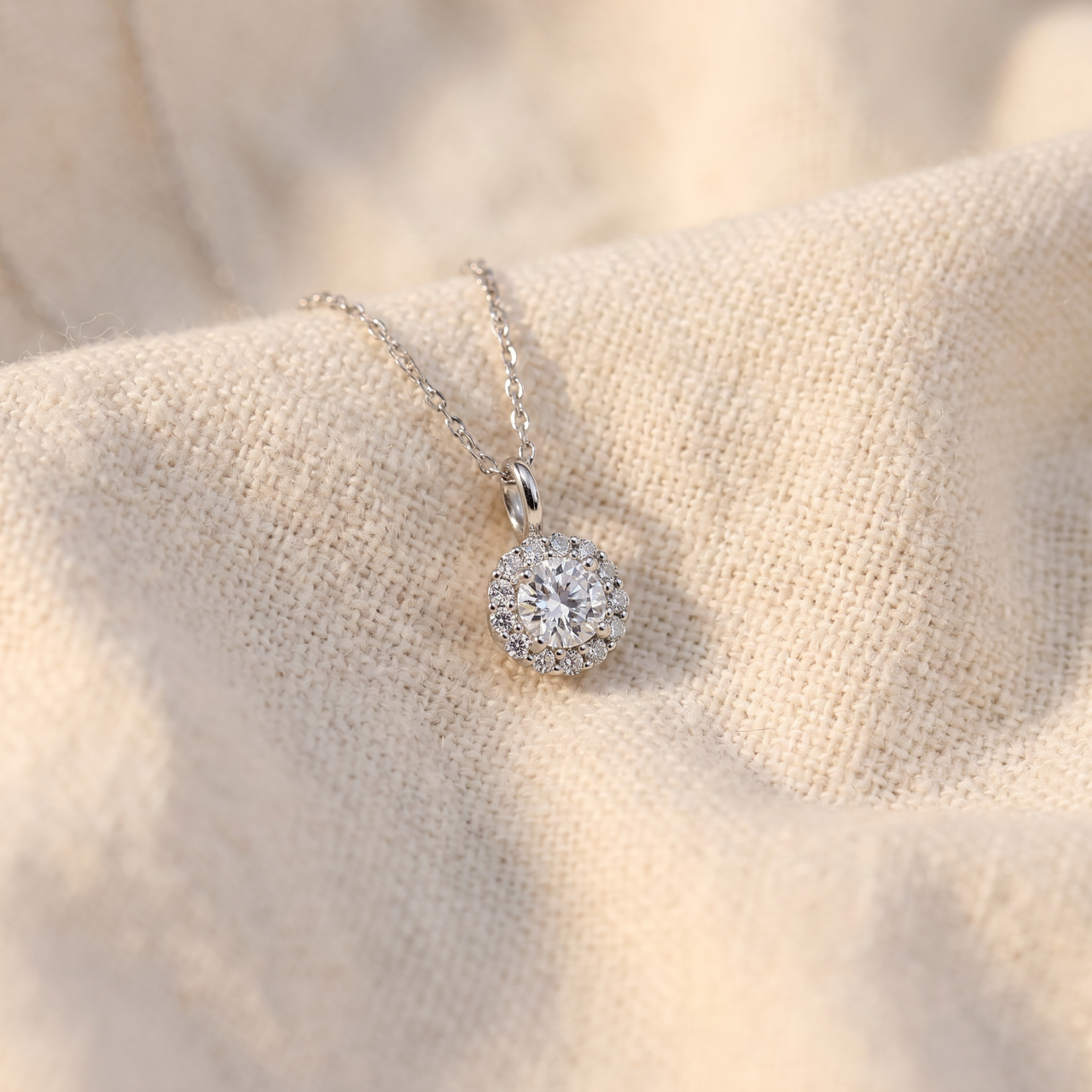 1 Ct Halo Diamond Pendant Necklace 18" 14k White Gold (G-H, I1)