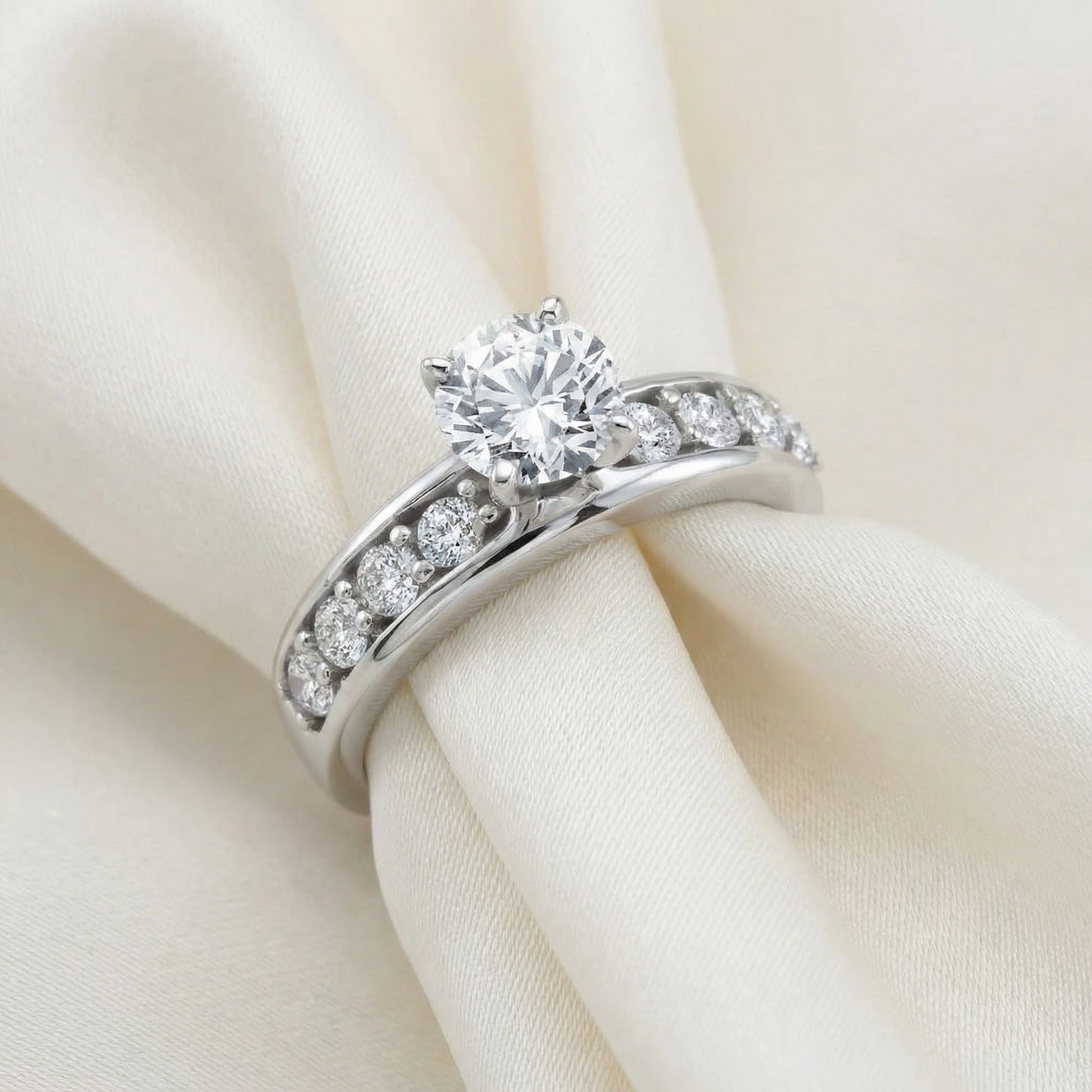 2Ct Round Cut Diamond Engagement Solitaire Ring White Gold Lab Grown (F-G, VS)