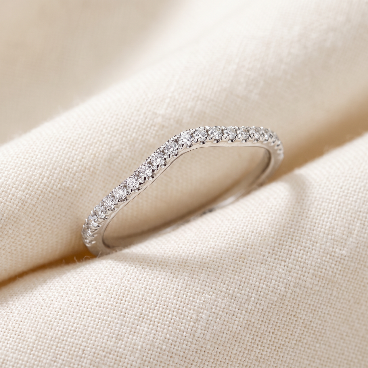 1/4 Ct Curved Diamond Guard Enhancer Wedding Ring 10k White Gold (H-I, I1)