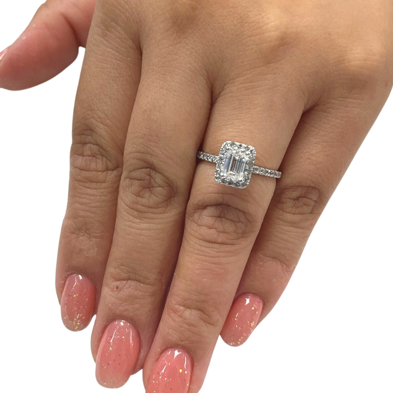 Buy quality Eva Emerald Cut Diamond Engagement Ring in Pune