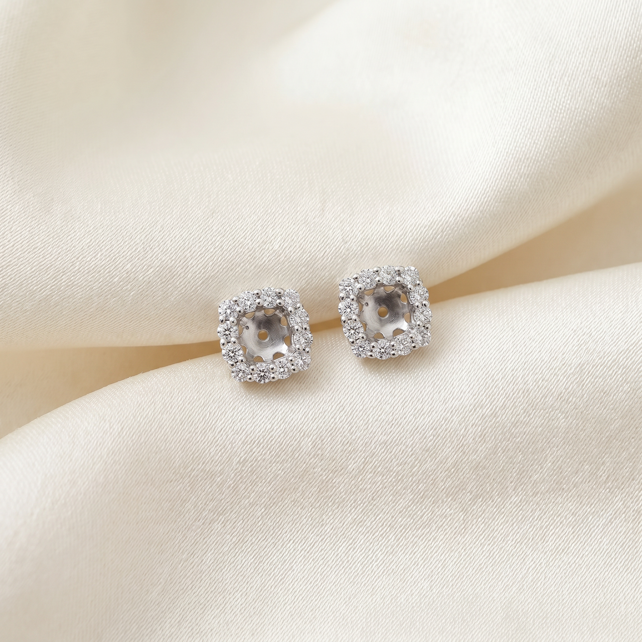 3/4 Ct Diamond Stud Earring Cushion Halo Jackets 14k White Gold (5-5.5mm) (G-H, I1)