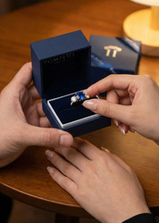 How to Build a Capsule Jewelry Collection