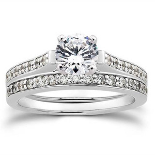 Monogram Infini Engagement Ring, White Gold and Diamond - Categories Q9M34C