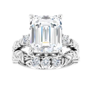 Moissanite