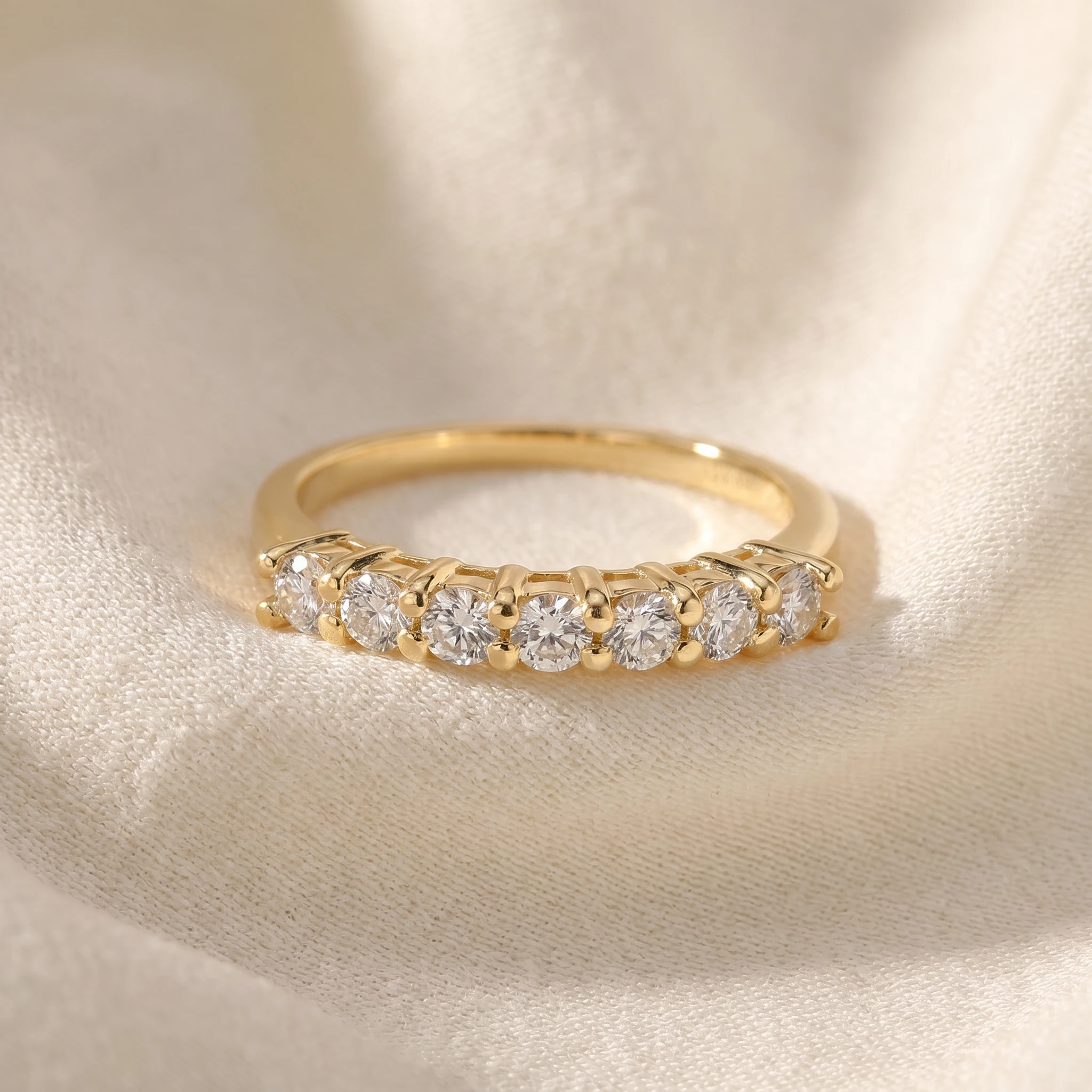 5/8CT Round Cut Diamond Wedding Anniversary Ring Solid 14K Yellow Gold (G-H, I1)