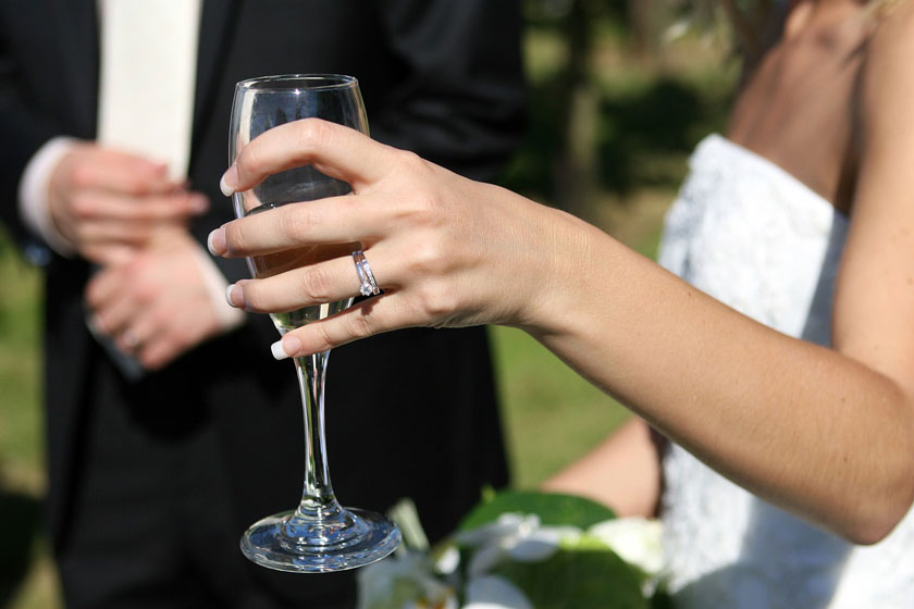 Smart Shopper: Should You Look for Separate Wedding Rings or a Bridal Set?