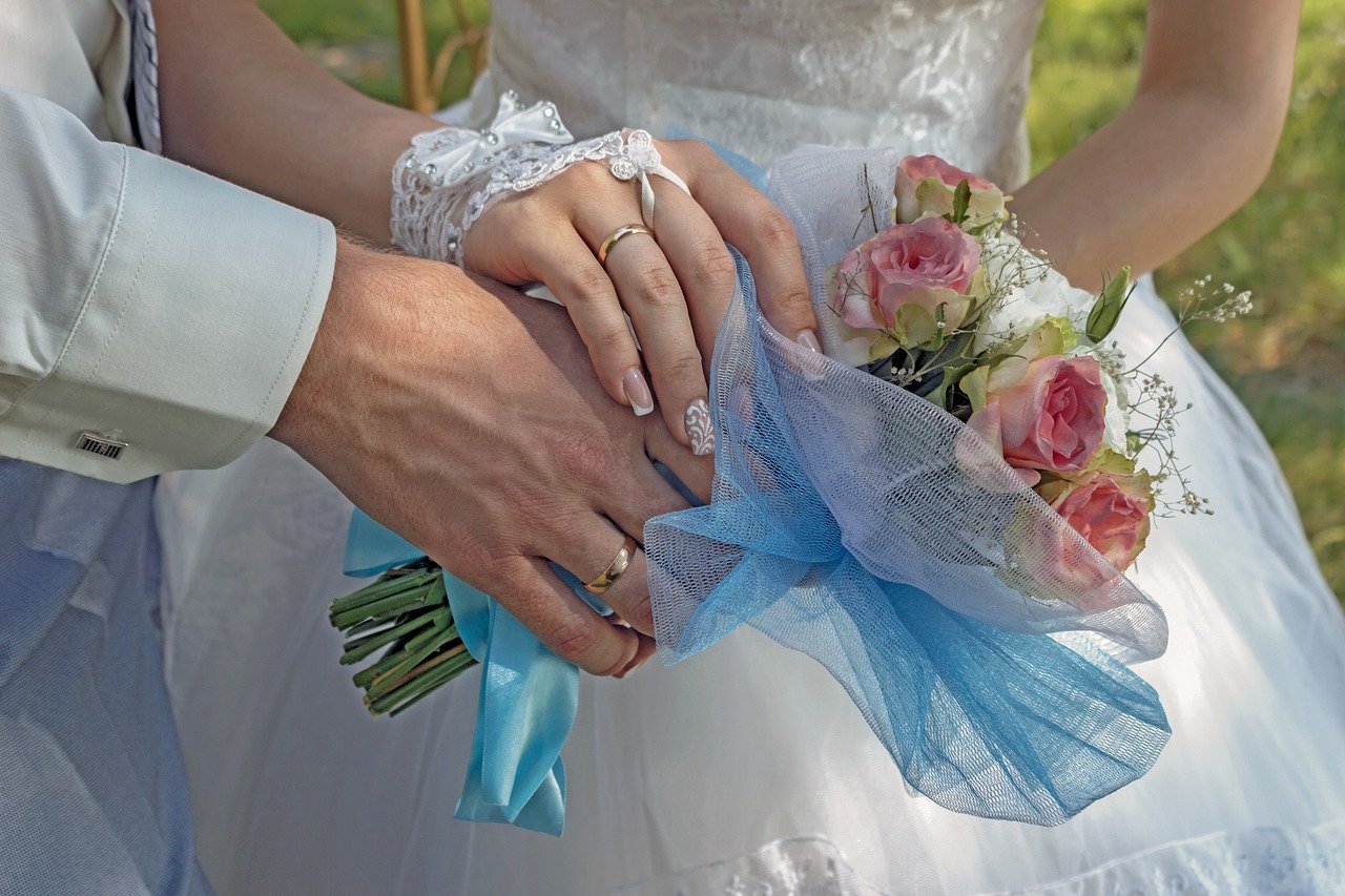 Why Wedding Ring Sets for Him and Her Are Trending