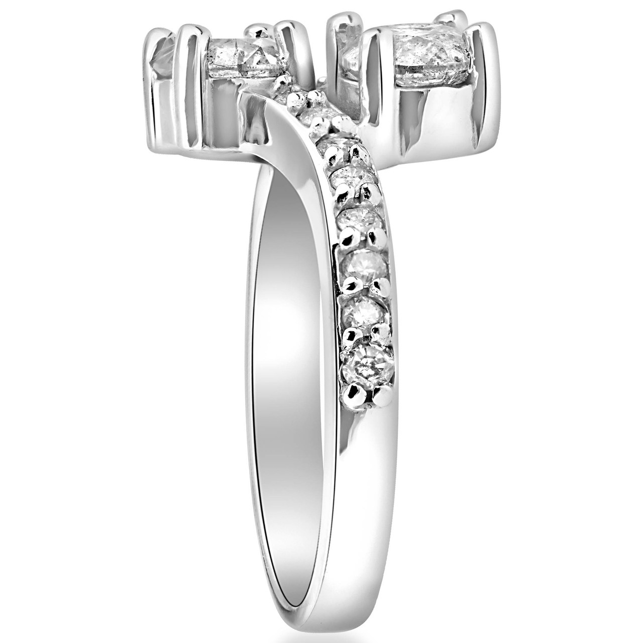 How much is a 2-carat diamond ring worth?