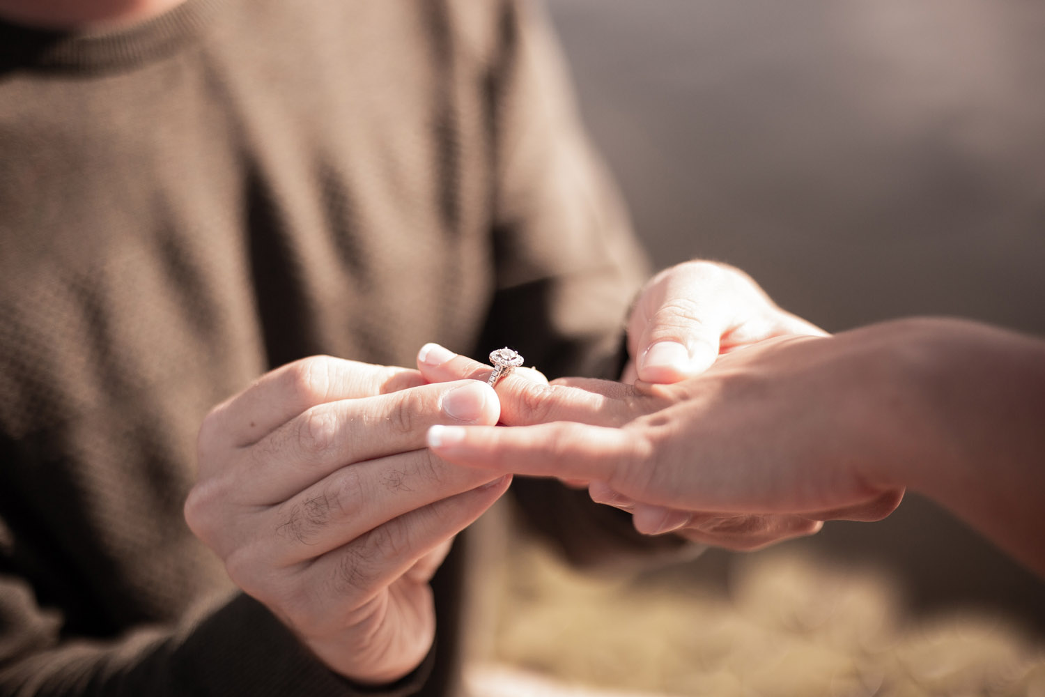 Romantic Proposal Ideas: Our Favorite Ways to Propose