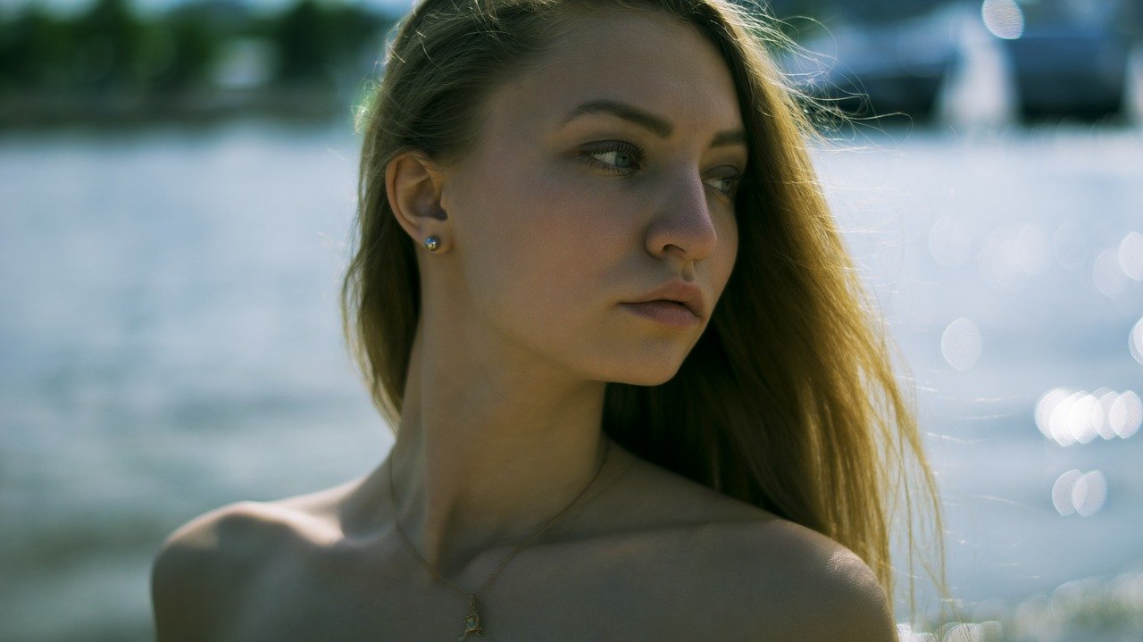 A Guide to Finding Unique Stud Earrings