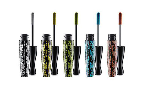 Work It Out In Extreme Dimension Lash Mascara