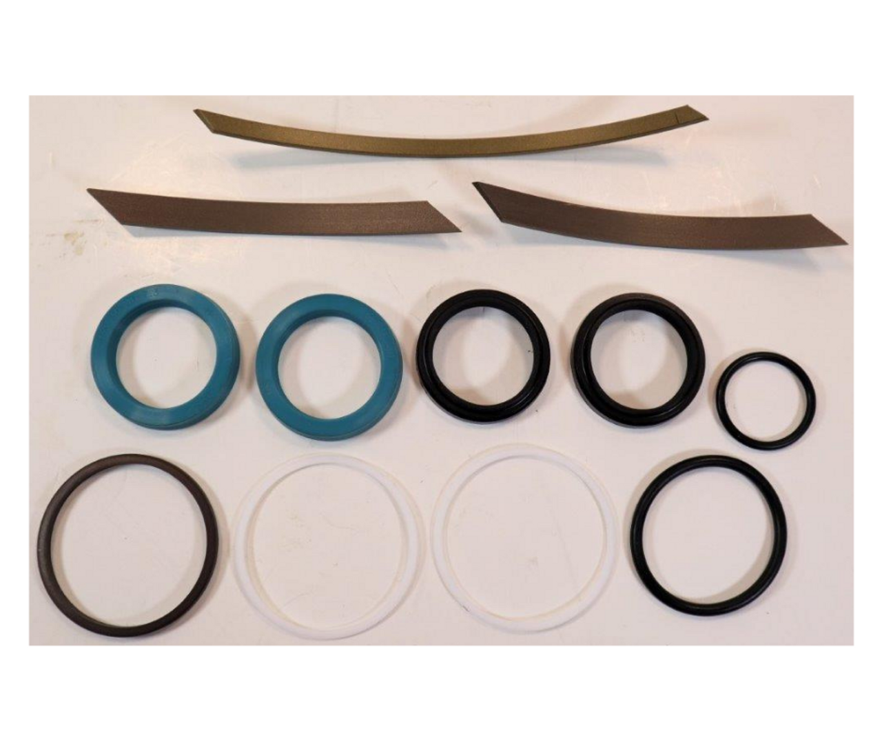 SEAL KIT FOR POWER STEERING CYLINDER ASSEMBLY FOR 4025 2wd35255525