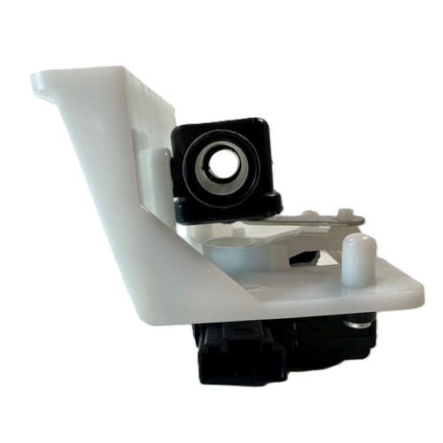 Mahindra heater valve actuator 008023281U01 is the electric valve actuator used in the HVAC cabin assembly on 6065 and 6075 cab refresh Tier 4 tractors and 1120, 1123, 1126 and 2126 cab tractors to open and close the heater control valve for cab heat.