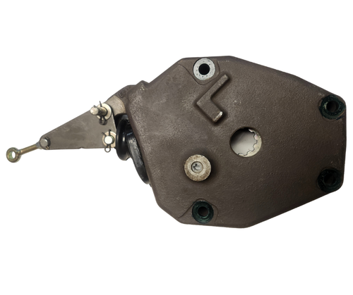 Mahindra OEM right-hand disc brake assembly 000031292B12 for select 25, 00, 30, 4500 and 5500 Series tractors restores full stopping power and correct side‑to‑side balance when the original right brake pack is worn or damaged.