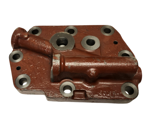 Mahindra cylinder head assembly 000051243D01 is the hydraulic control valve head assembly used in the control valve cylinder head groups on 05 Series 3505 and E350 and on C Series C27 and C35 tractors. The same cylinder head assembly is also specified in the control valve cylinder head part 1 group for 25 Series 3325 and 3525 2WD T2 models, providing a complete replacement head for the 3‑point lift hydraulic control valve.