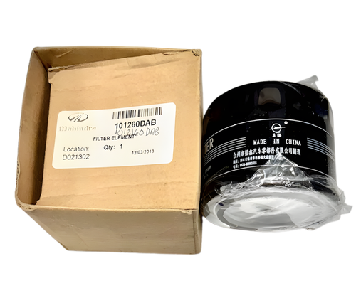 Mahindra 1012160DAB engine oil filter element for 2525 4WD‑T4 tractor engine lubricating oil filter.