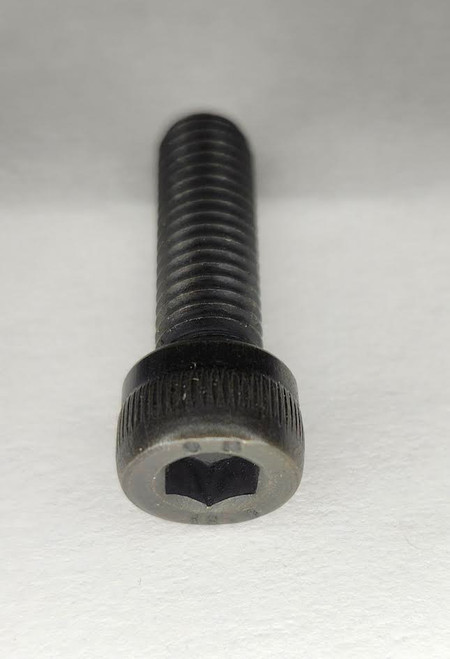 Mahindra Allen screw M8 x 1.25 x 25 006002715B1 used in EGR cooling hydraulic suction and engine assemblies on multiple Mahindra tractor models