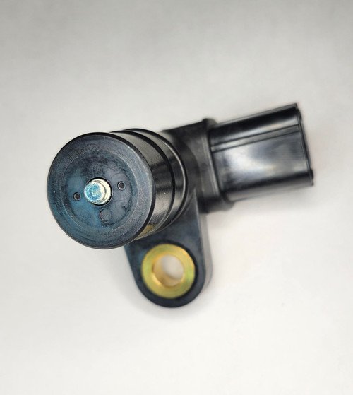 Mahindra OEM main clutch pickup sensor 10402979000 007706883K91 used in the power line and electrical system on 1626 and Max 25 XL / Max 26XLT tractors.