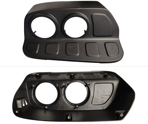 Mahindra cover lamp RH 10017064024 / 10017064023 for 2600 Series models 2660 HST, 2660 PST, 2660 HST CABIN, 2660 PST CABIN and 2670 PST CABIN, sheet metal sub fender and cover part.