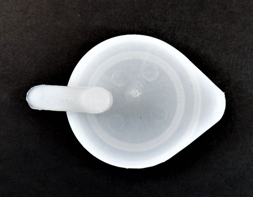 Mahindra coolant surge recovery tank cap 006002259C1 for radiator overflow bottle on 25 30 35 00 60 3500 3600 mPower 75 and mPower 85 Series tractors