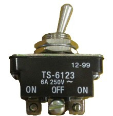 Mahindra two way emergency flasher switch 001127909R91 005551123R92 for 475 485 and 575 DI tractor instrument panel hazard lights.