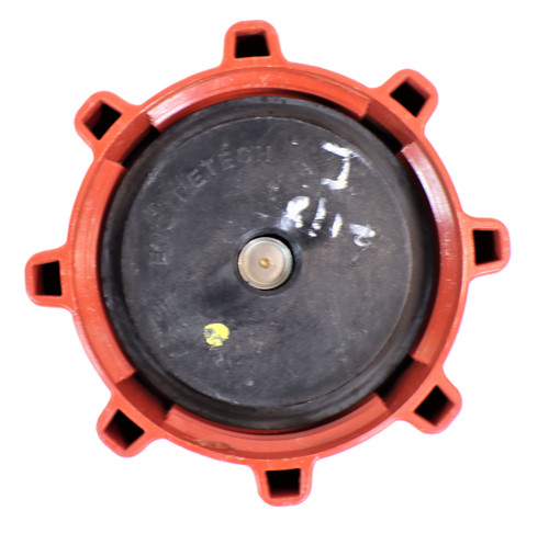 Mahindra fuel tank cap 007515068D91 shown as a round, knurled black fuel cap with internal sealing gasket and vent, designed to screw onto the fuel tank filler neck on Mahindra 5520, 6520, 7060, 7520, 8560 and mPower 75/85 tractors.