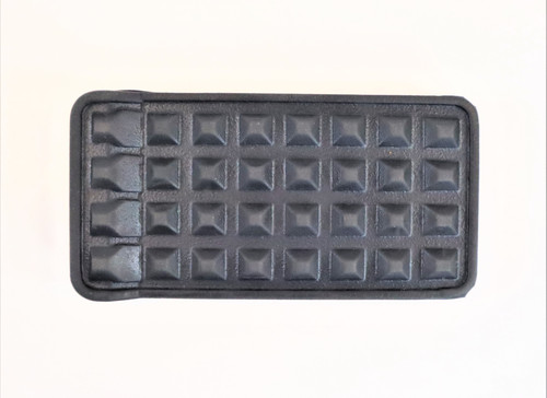 RUBBER PAD FOR BRAKE/CLUTCH/ACCELERATOR PEDAL ON MAHINDRA TRACTOR (11931812000)