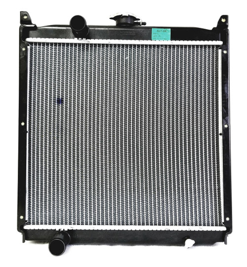 Mahindra radiator assembly 006009834C91 E006003547C91 aluminum engine cooling radiator for 5500 and 6000 2WD/4WD and 5530 6030 6530 4WD T2 tractors, built to OEM specifications for efficient heat dissipation and durable performance.