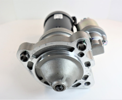 Mahindra 12V 9‑tooth starter motor 006005017D1 / E007703348D91 used on 1533, 1538, 2538, 2540, 2545, 2638, 2645, 3535, 4035, 4535, 5035, 3540, 3550, 3640 and 3650 Tier 4 tractors in the starter motor and wiring harness groups.