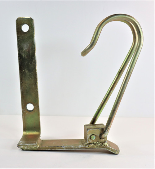 Mahindra 005556926R91 / 005556926R92 top link hanger is a welded steel bracket used on 05, 25, 4500 and C Series tractors to support and park the 3‑point hitch top link, keeping it secured and aligned as part of the three point linkage assembly on models like 3505, 4505, 5005, 3325, 3525, 4025 4WD T4, 4540 4WD T4, 4550 4WD T4, C27 and C35.