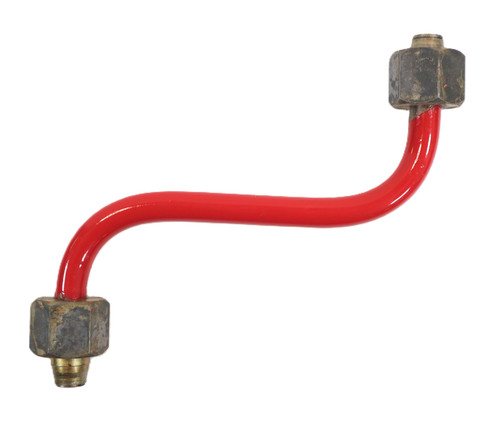 Mahindra HSU power steering line 005553530R91 shown as a rigid pre‑bent steel tube that runs from the steering unit to the right‑hand steering cylinder on early 485 DI and 575 DI tractors with the pre‑July 1995 pipe routing.