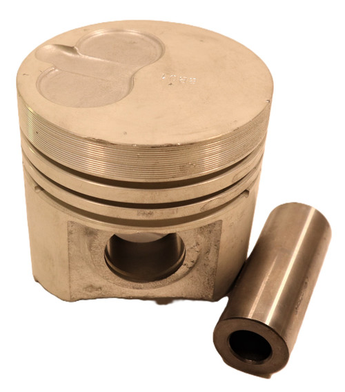 Piston assembly E580021018 for Mahindra 10 Series 2810 4WD Gear (new sheet metal, from serial number 281V) and 2810 HST 4WD tractors with 3A139A‑DY and 3A139A‑DY1 engines, used in the piston crankshaft group.