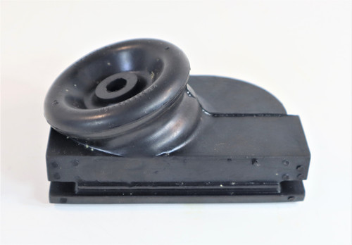 RH SIDE RUBBER BOOT (7") FOR COMPLETE BRAKE ASSEMBLY ON MAHINDRA TRACTOR (006501227C1)
