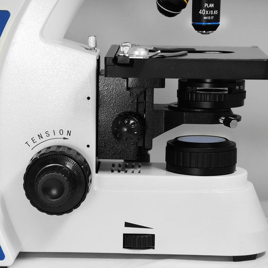 40X-1000X Biological Compound Laboratory Microscope, Trinocular, Halogen Light, Adjustable Eyepieces
