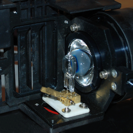50W DC 12V Oval Halogen Microscope Light Bulb Replacement BU99031211