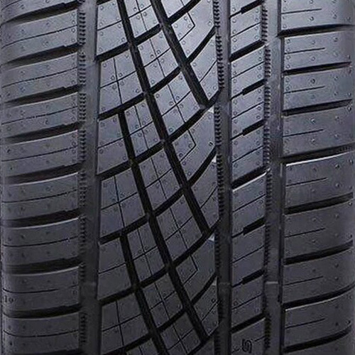 Continental ExtremeContact DWS06 PLUS 205/50ZR17 Continental ExtremeContact DWS06 PLUS Tire 15572650000 205/50/17 Tire 15572650000