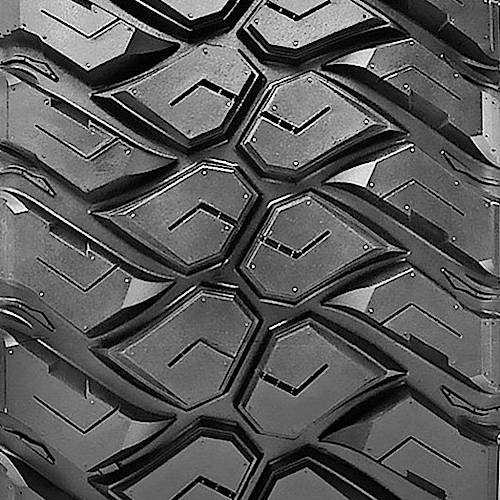 Maxxis Razr MT 40x13.50R17LT Maxxis Razr MT Mud Terrain 40/13.5/17 Tire TL00015300