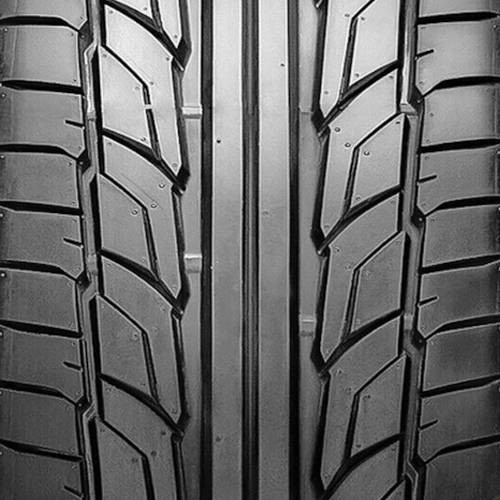 Nitto NT555 G2 275/30ZR19 Nitto NT555 G2 Summer Performance 275/30/19 Tire 211-800