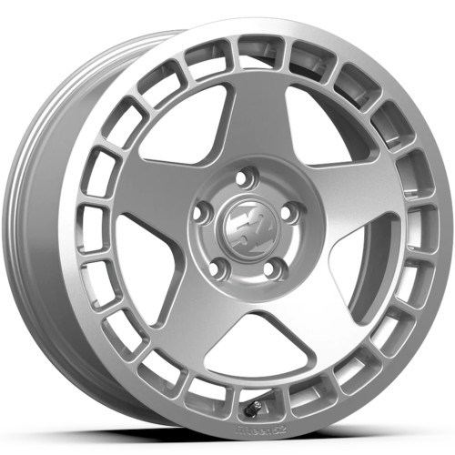 Fifteen52 Turbomac 17x7.5 Silver Wheel Fifteen52 Turbomac 4x4.25  42 TURSS-77548+42