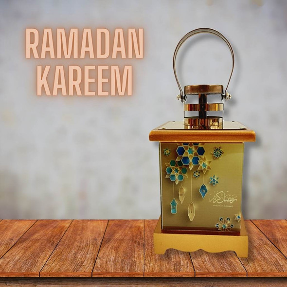 Decorative gold lantern - ideal for Ramadan.