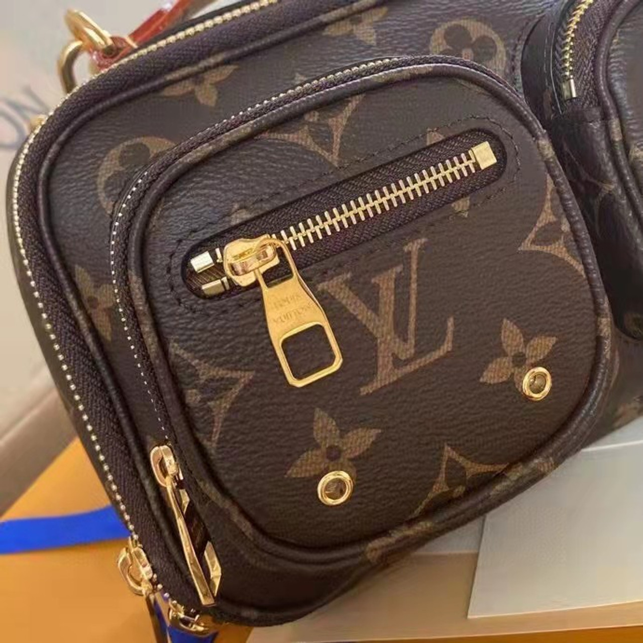 LOUIS VUITTON UTILITY CROSSBODY PURSE M45672 - Replica Bags and